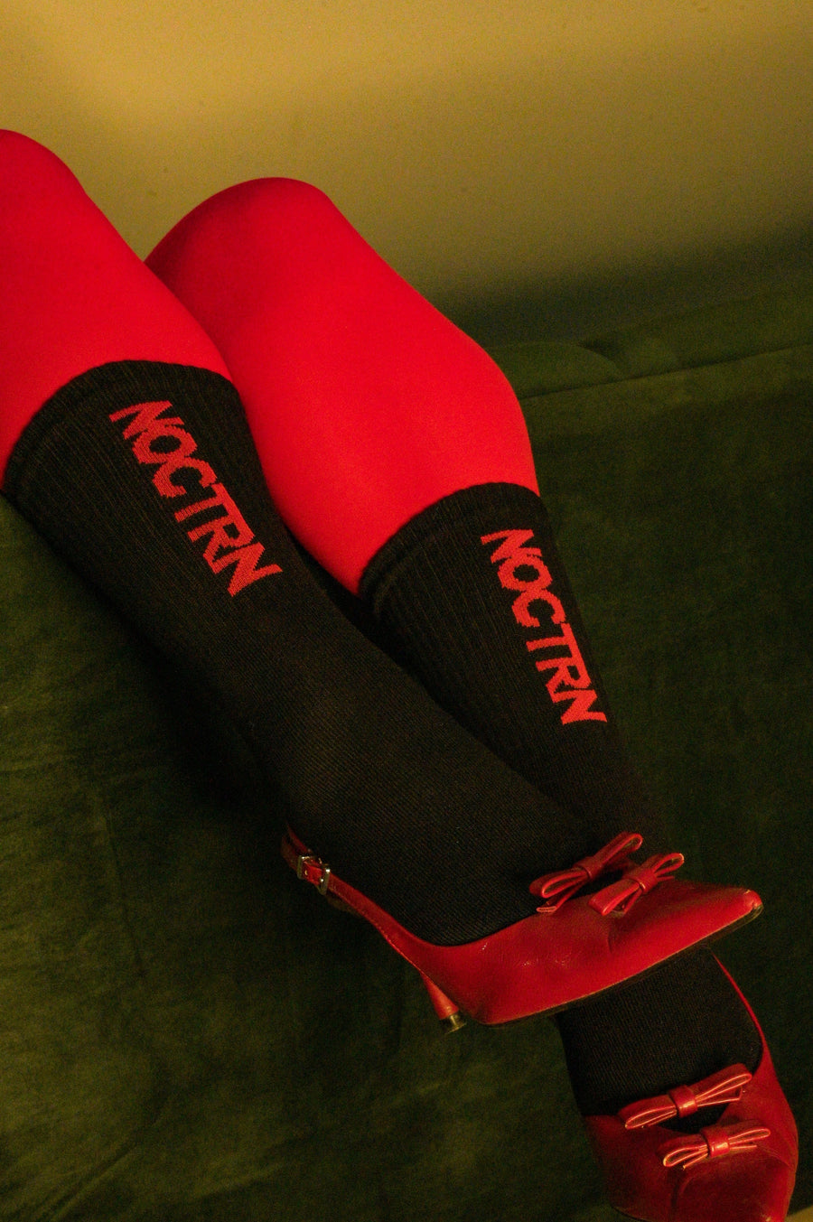 Vertical Logo Crew Socks — Black